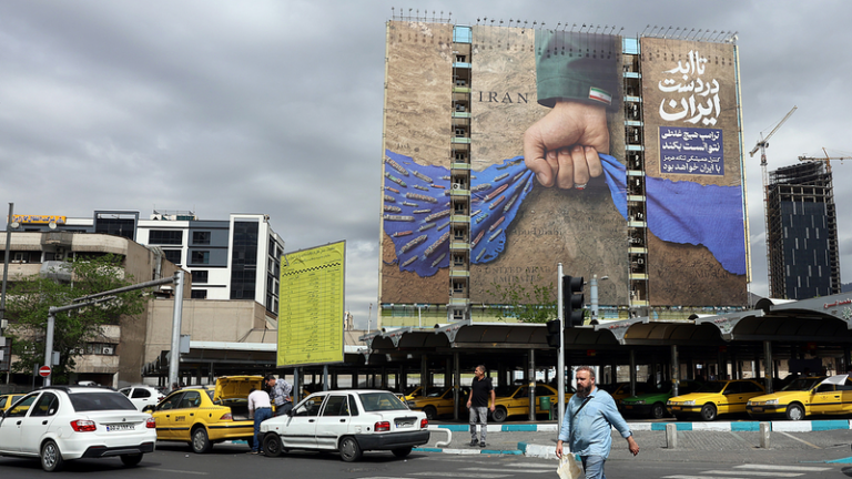 米艦船への攻撃で緊張高まる中、イランが対話第2ラウンドを拒否