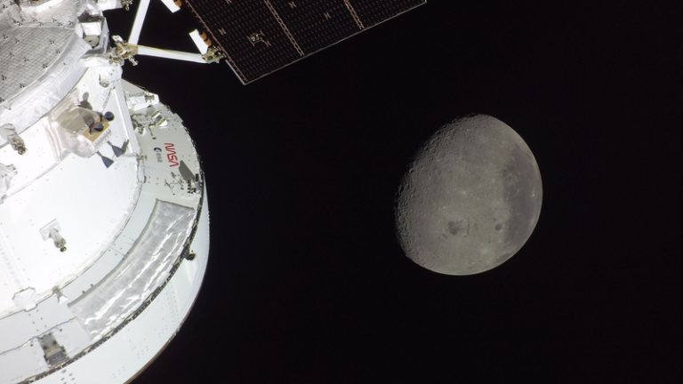 NASA Artemis II、フライトデイ8に突入　人類初の10日間月周回ミッションが本格始動 video poster