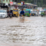 パキスタン北西部で豪雨被害拡大 死者45人・負傷者100人超え