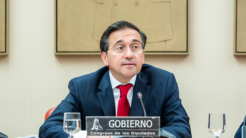 スペイン、テヘラン大使館を即時再開　14日間休戦を受けて