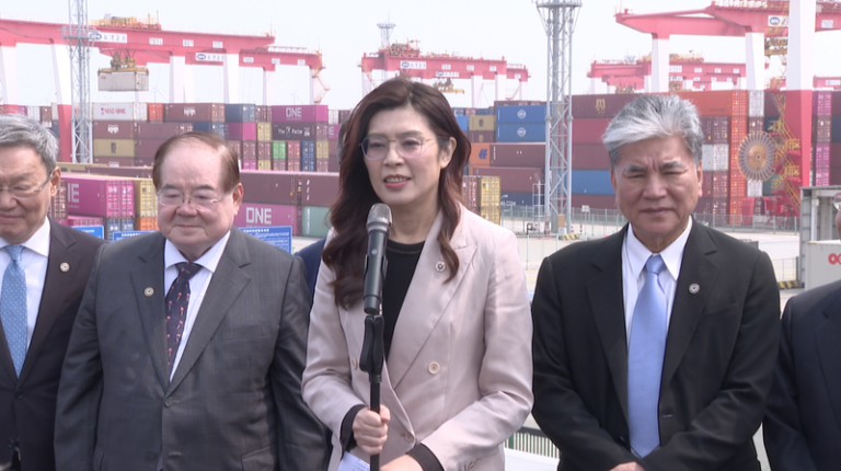 KMT（国民党）議長・鄭麗文、上海訪問で両岸協力への期待表明 video poster