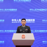 中国軍、日本の駆逐艦による台湾海峡通過を「意図的な挑発」と非難