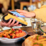 中国サービス産業が100兆元規模へ、第15次五カ年計画が示す新たな経済軸