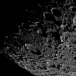 月の極地氷が15億年蓄積—イスラエル・米国の新研究が示す