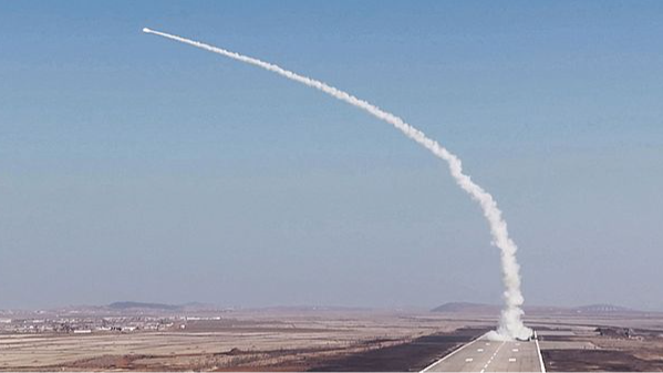 北朝鮮、電磁兵器や短距離対空ミサイルなど複数の新兵器を試験