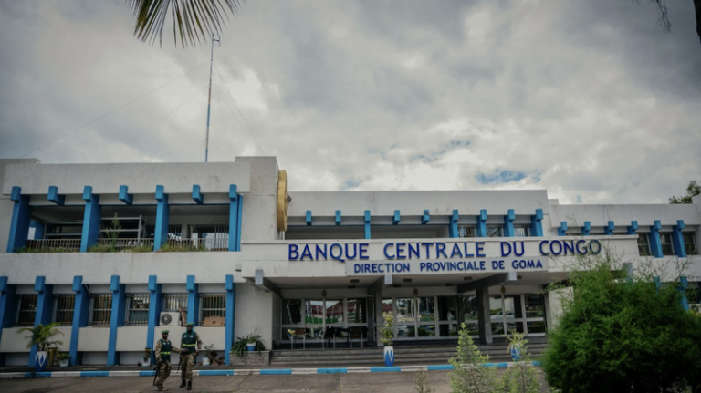 DRコンゴ、来年4月から外貨の現金取引を全面禁止　フラン強化へ