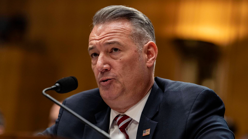 米国で「ICE」トップ交代へ 移民政策をめぐる政治対立の激化を反映か