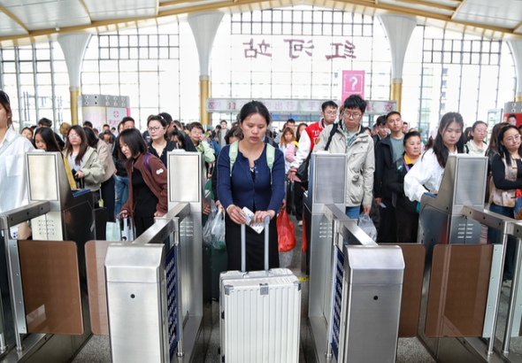 中国本土GW帰省ラッシュ　1641本増発で2030万人移動の見込み
